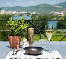 30 cm / 12-in Birch & Maple Cottage Mills® with CrushGrind® inside